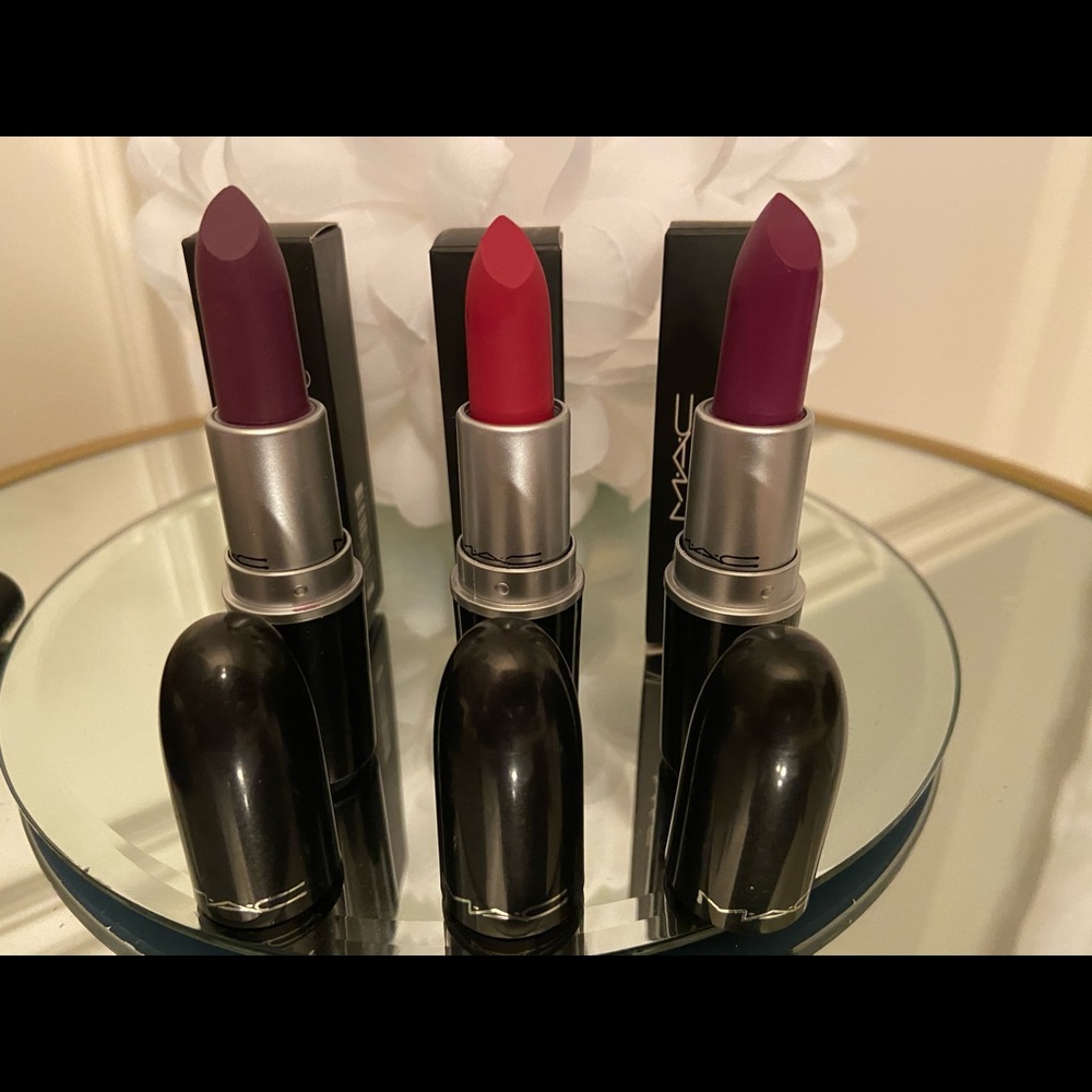 MAC Makeup Bundle FULL-SIZE